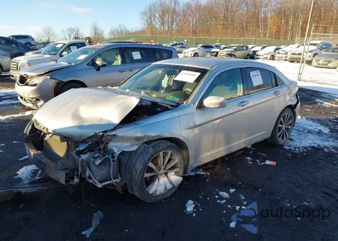 2012 Chrysler 200 Touring из США, поврежденный, VIN 1C3CCBBG3CN250452